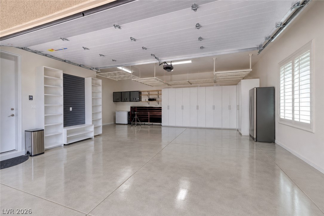 5594 Sumac Ridge Court
