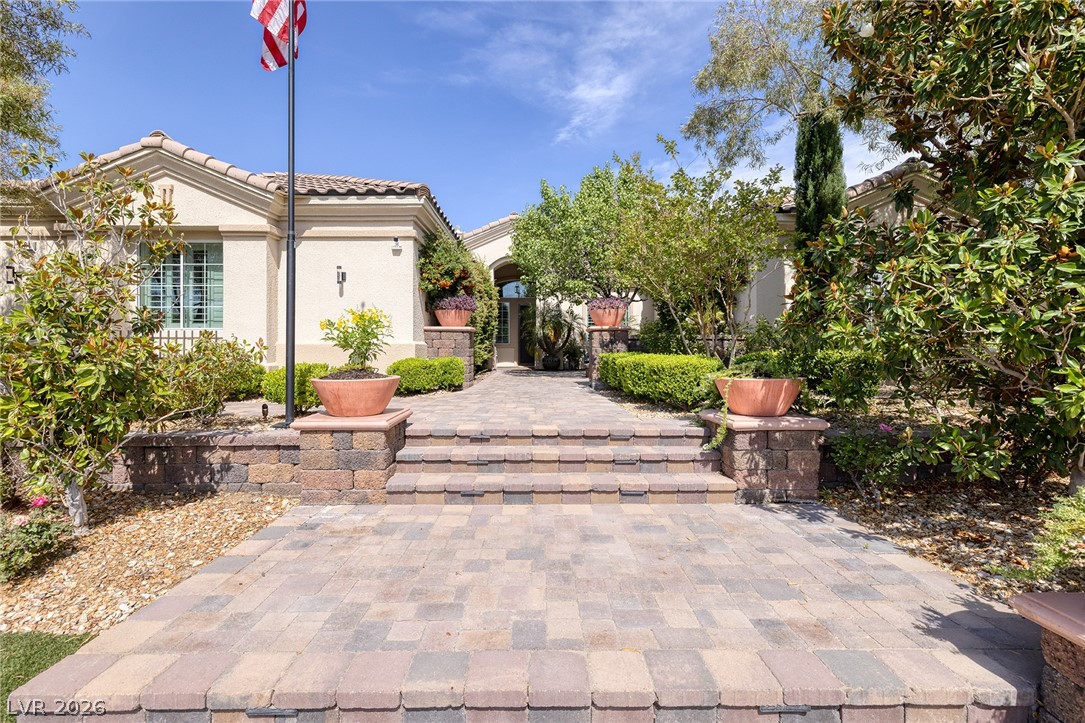 5594 Sumac Ridge Court