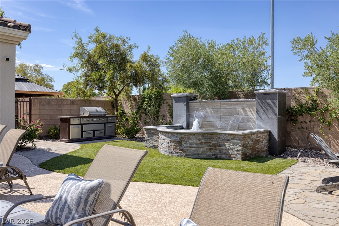 5594 Sumac Ridge Court