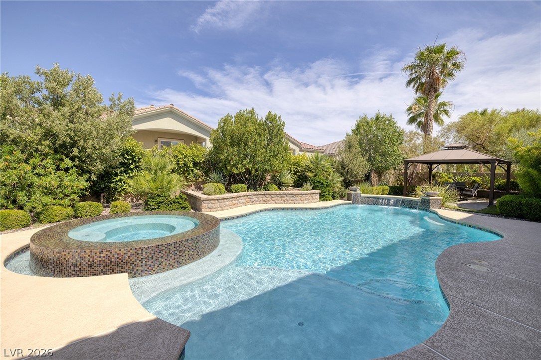 5594 Sumac Ridge Court