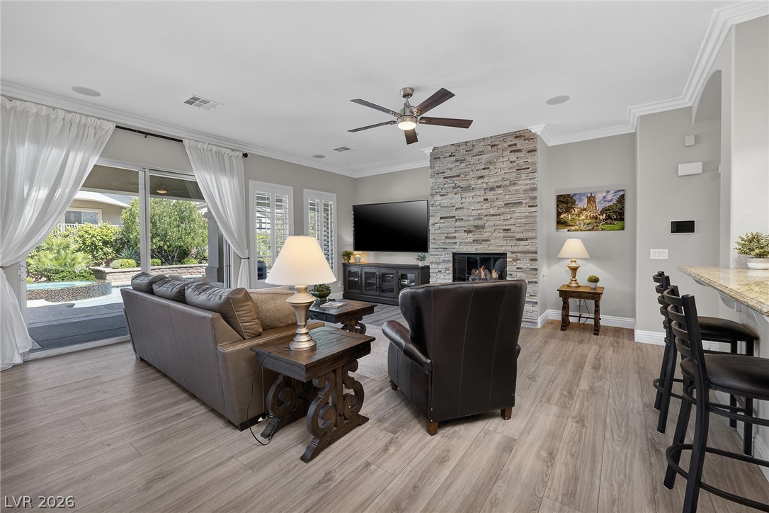 5594 Sumac Ridge Court