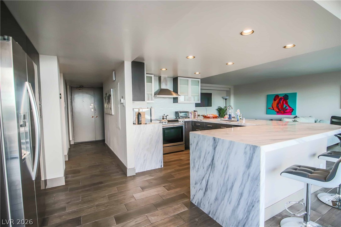3111 BEL AIR Drive 4B