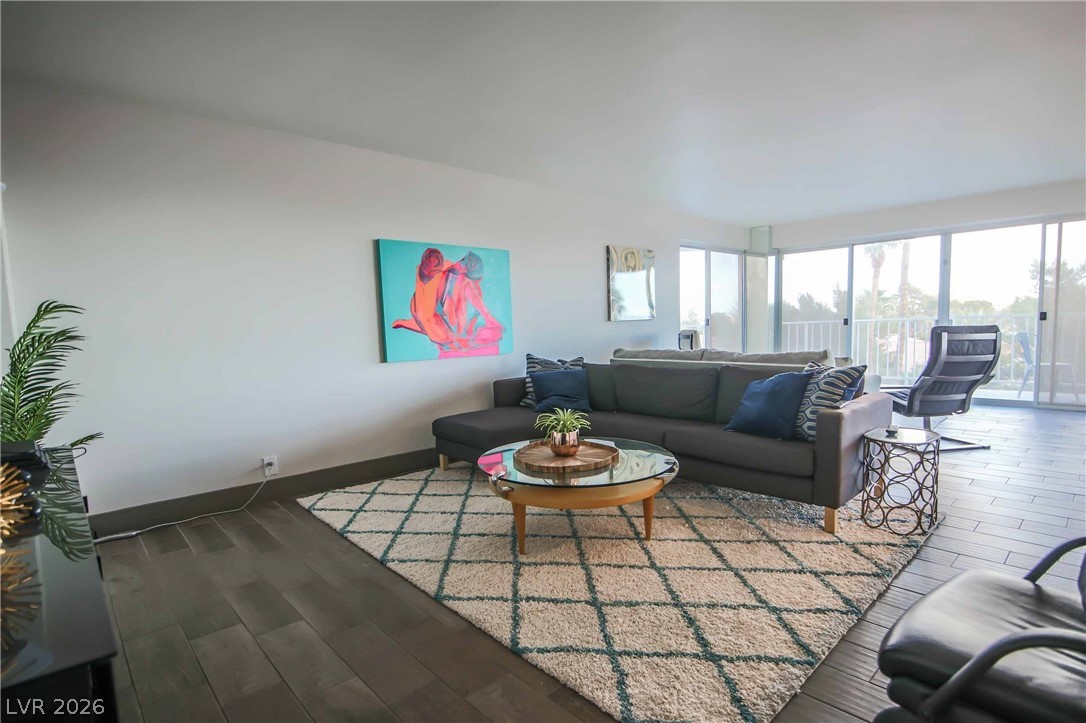3111 BEL AIR Drive 4B