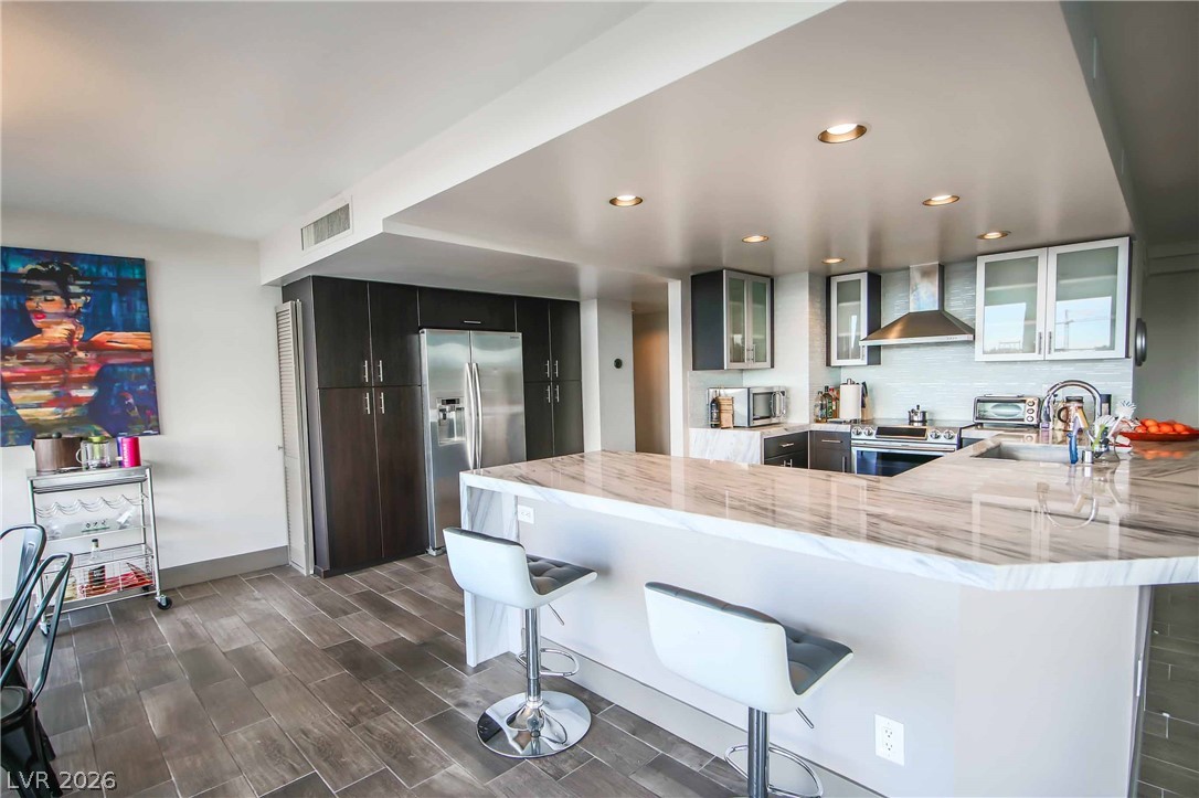 3111 BEL AIR Drive 4B