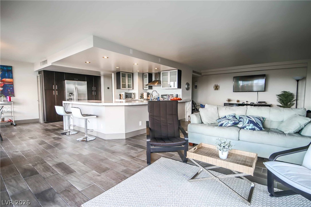 3111 BEL AIR Drive 4B