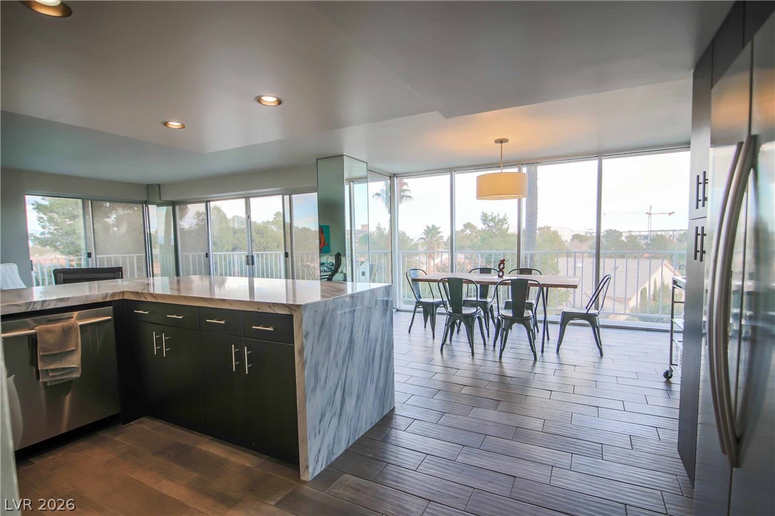 3111 BEL AIR Drive 4B