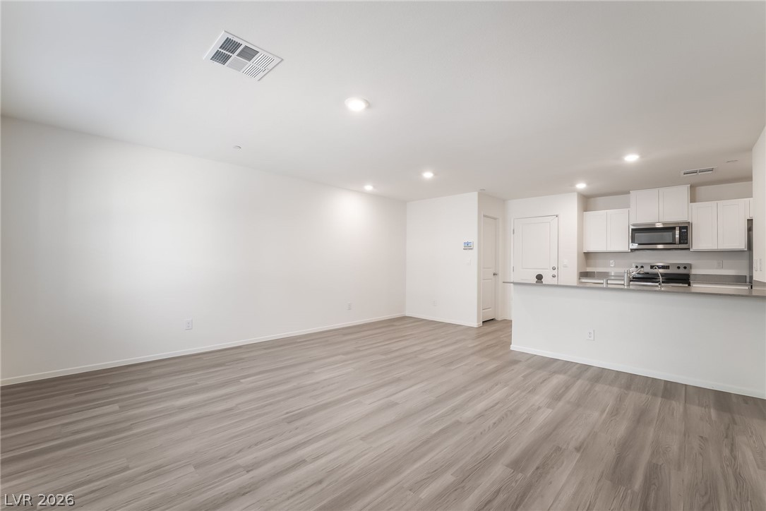 9472 Peaceful River Avenue, Las Vegas, NV 89178