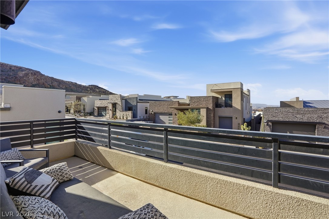 2211 Overlook Canyon Lane