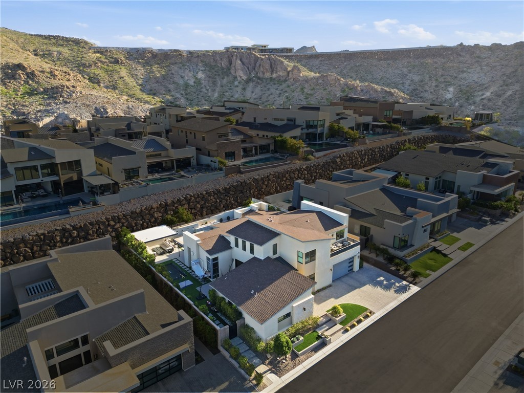 2211 Overlook Canyon Lane