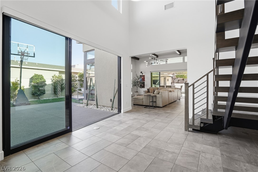 2211 Overlook Canyon Lane