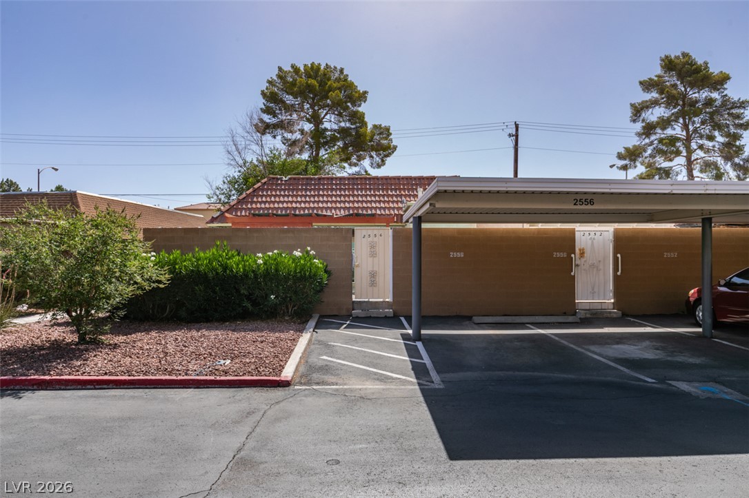 2556 Paradise Village Way