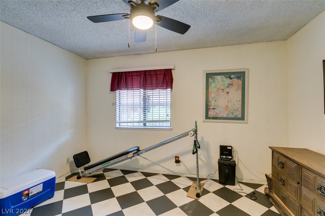 2556 Paradise Village Way