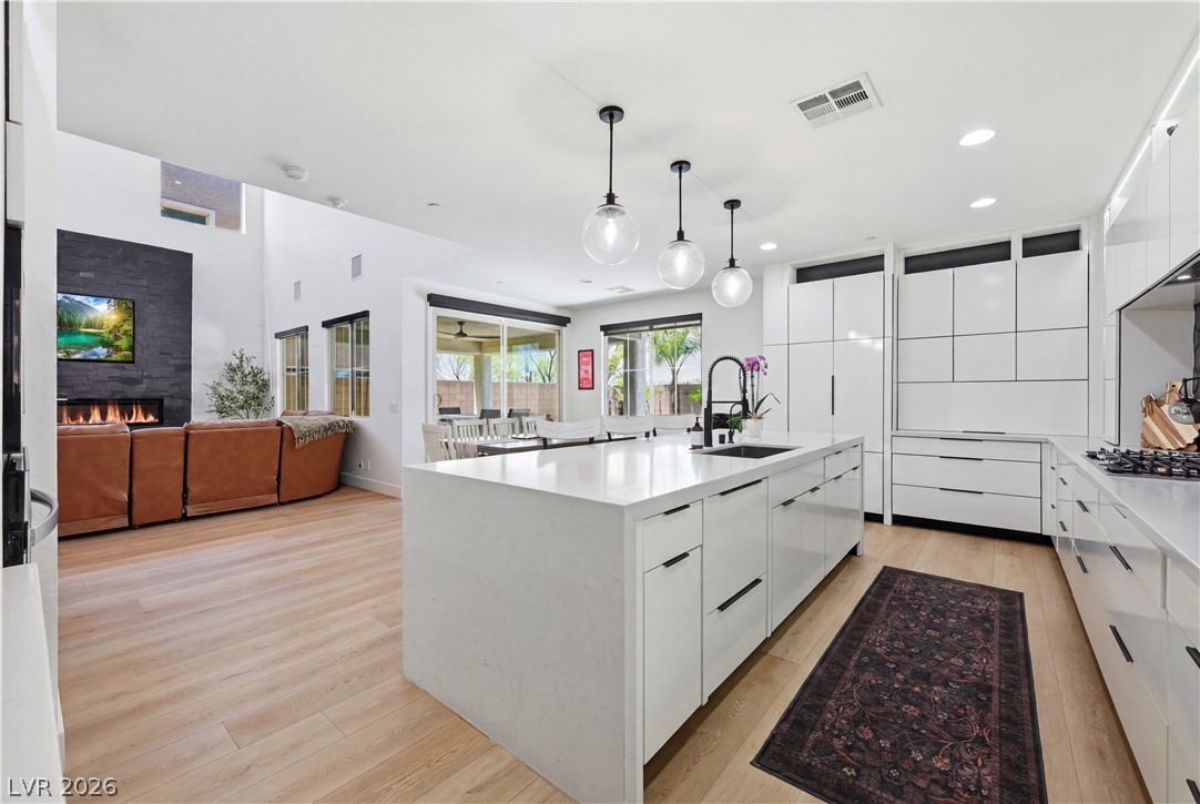 3038 Villanelle Avenue