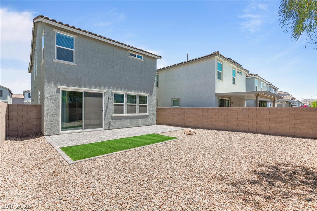 10167 Glowing Amber Street