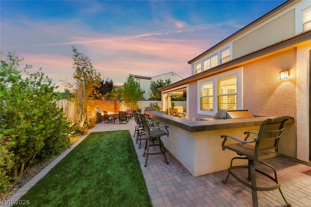 2534 Birch Hollow Street