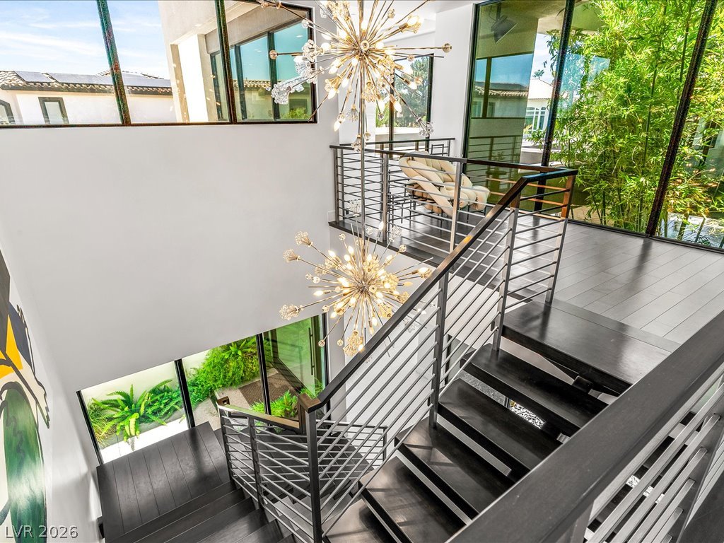 8733 Newport Isle Court