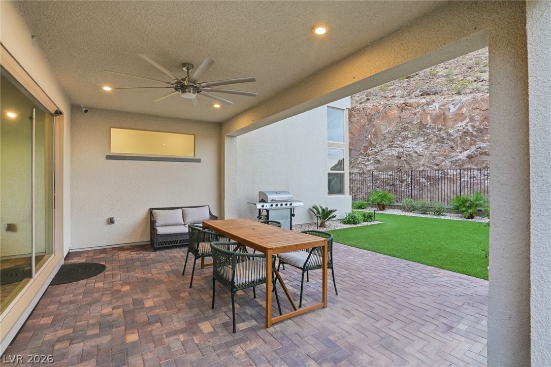 1917 Regal Bluff Drive