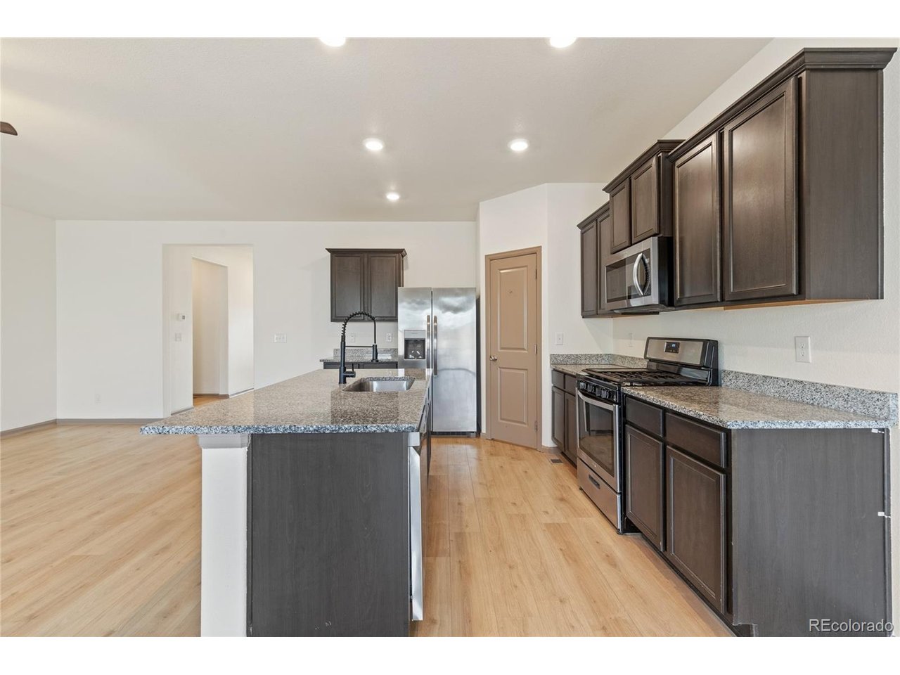 403 Quincy Rr Ave