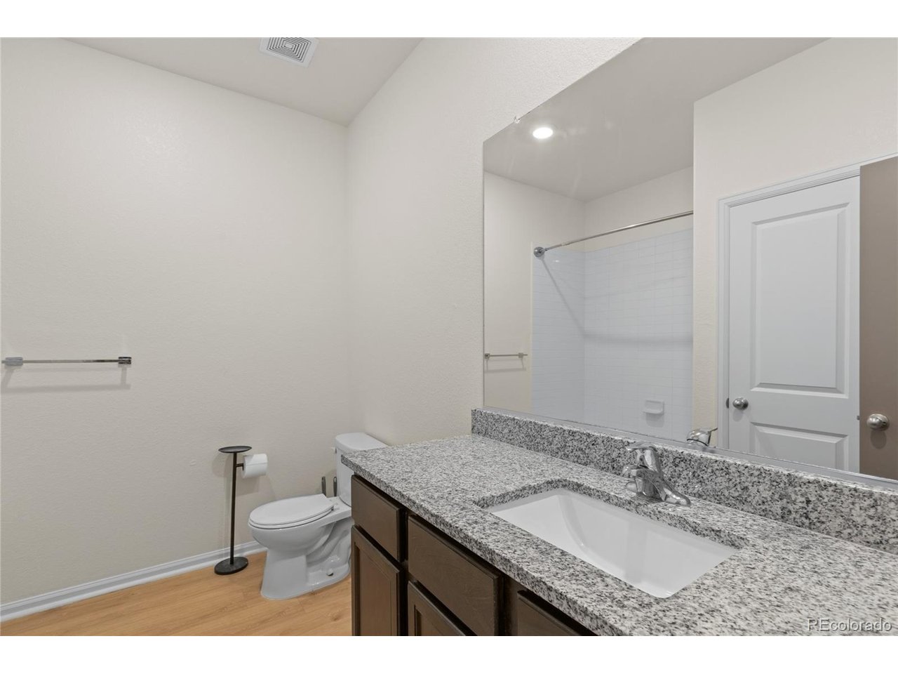 403 Quincy Rr Ave