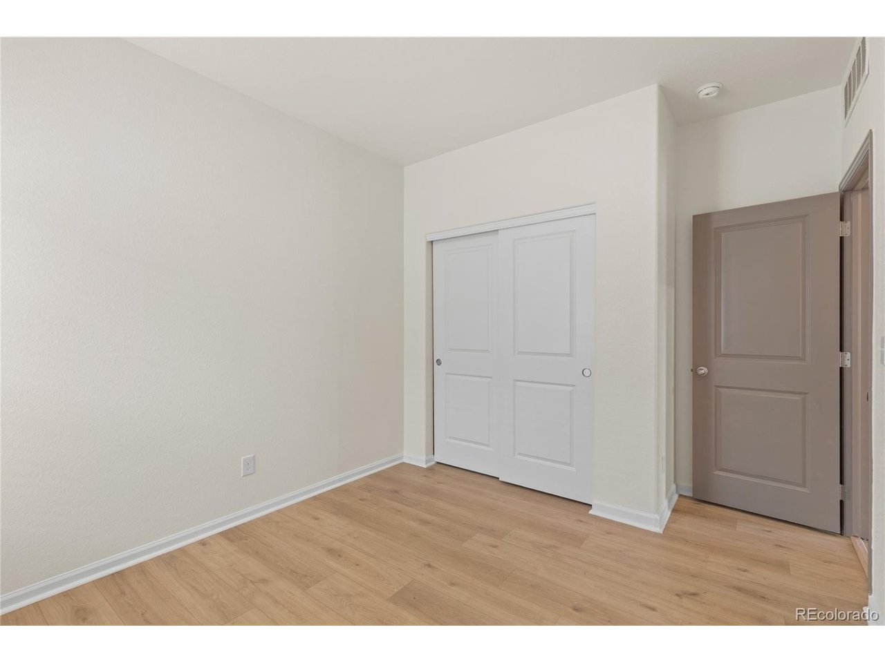 403 Quincy Rr Ave
