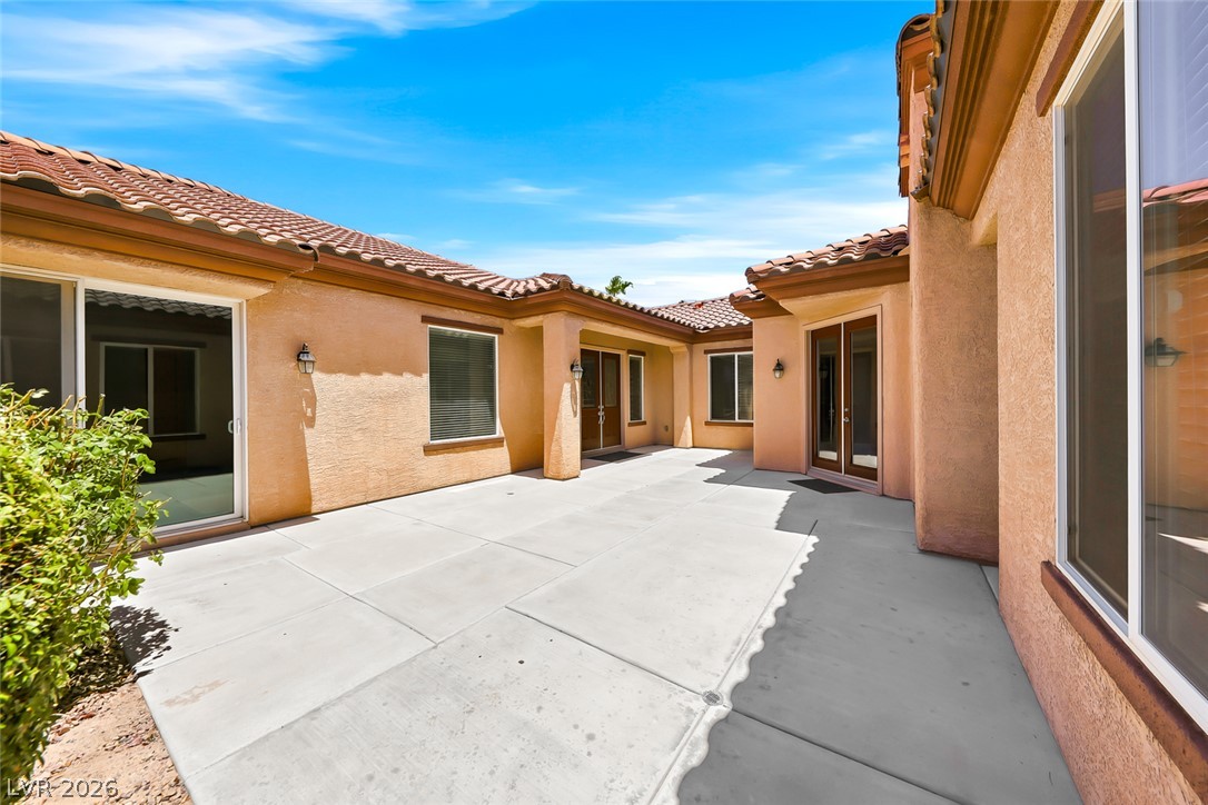 2175 Twin Falls Drive