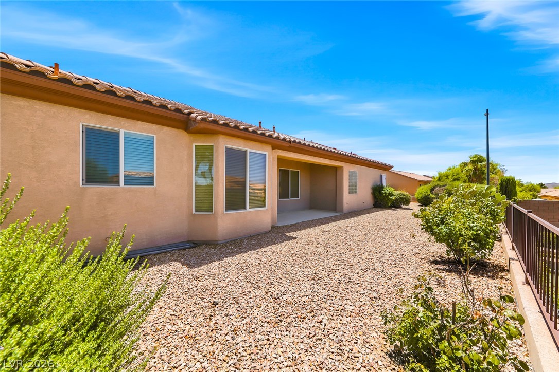 2175 Twin Falls Drive