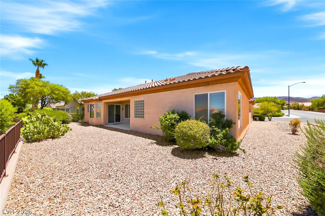 2175 Twin Falls Drive