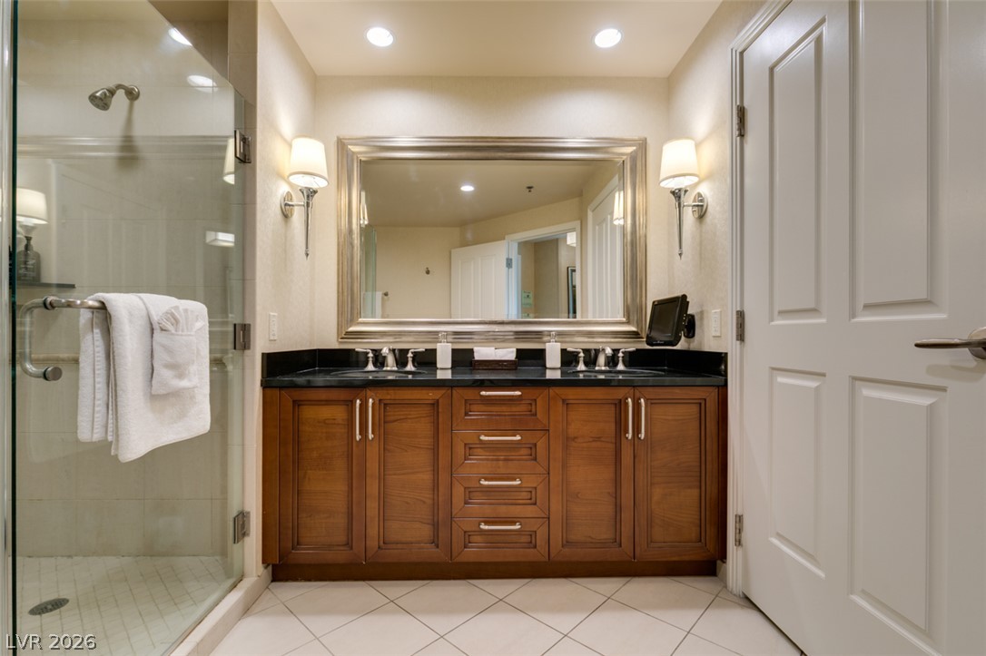 145 East HARMON Avenue 3205