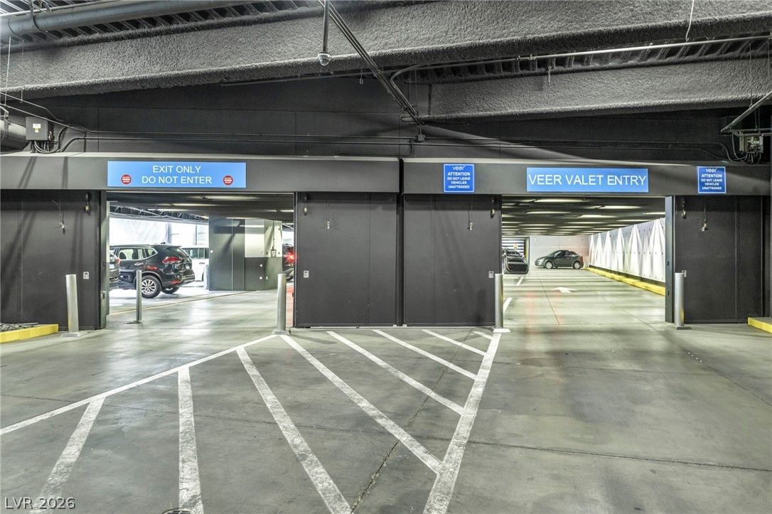 3726 Las Vegas Boulevard 2807