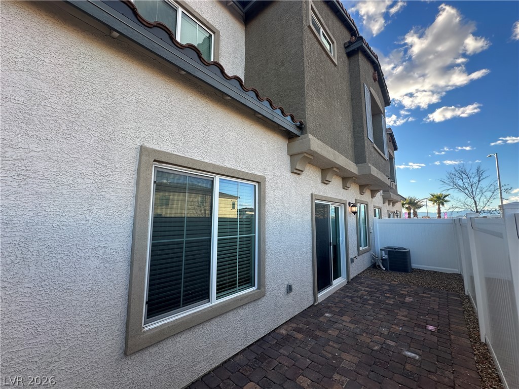 206 Callen Falls Avenue 1512