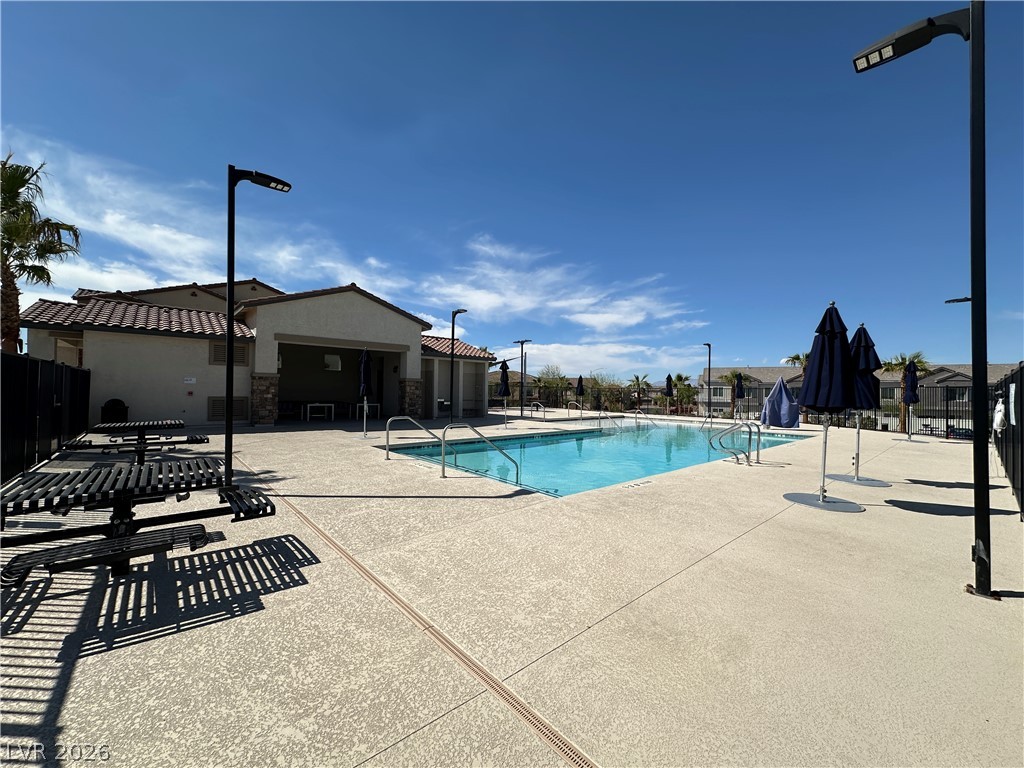 206 Callen Falls Avenue 1512