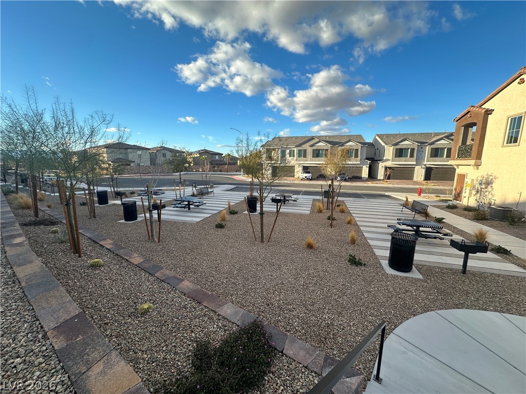 206 Callen Falls Avenue 1512