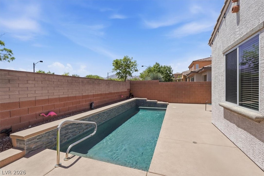 10311 Bush Mountain Avenue