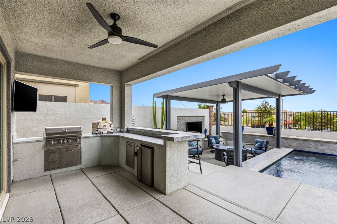 743 Glowing Horizon Street