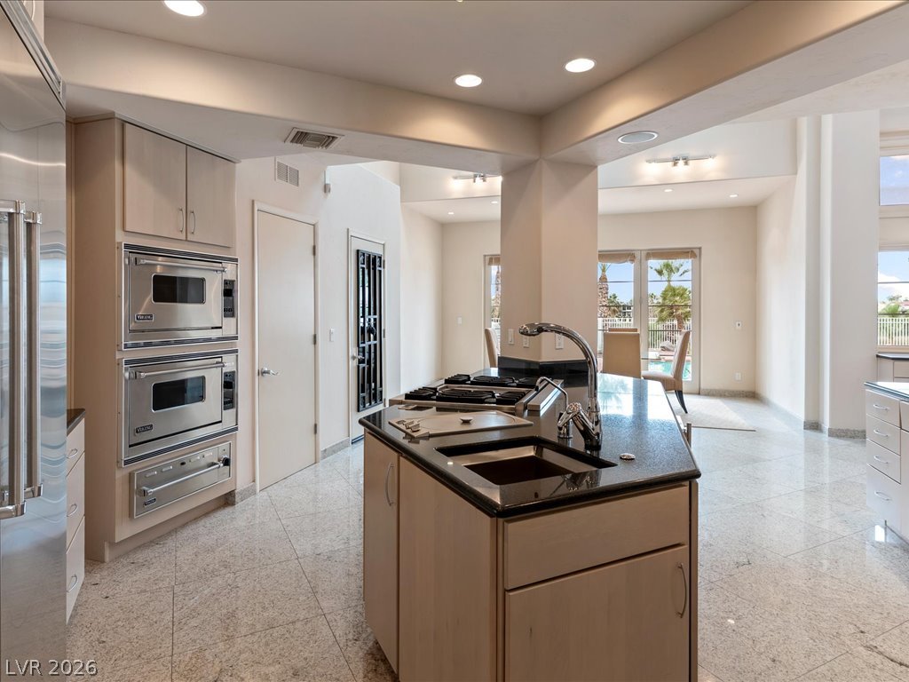 1705 West Casino Drive