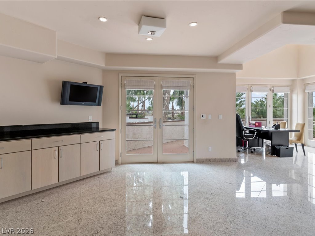 1705 West Casino Drive