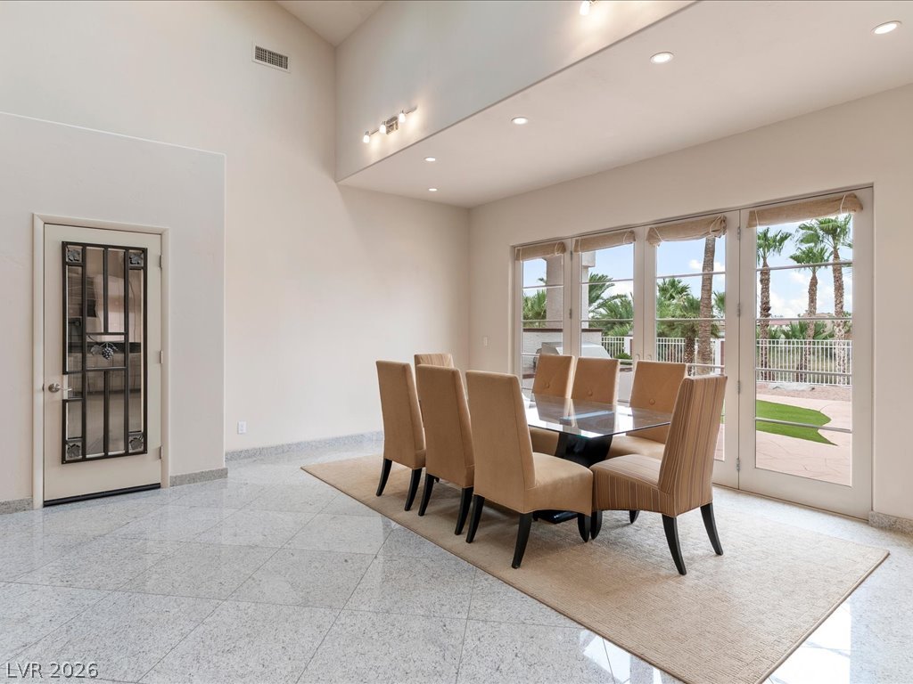1705 West Casino Drive