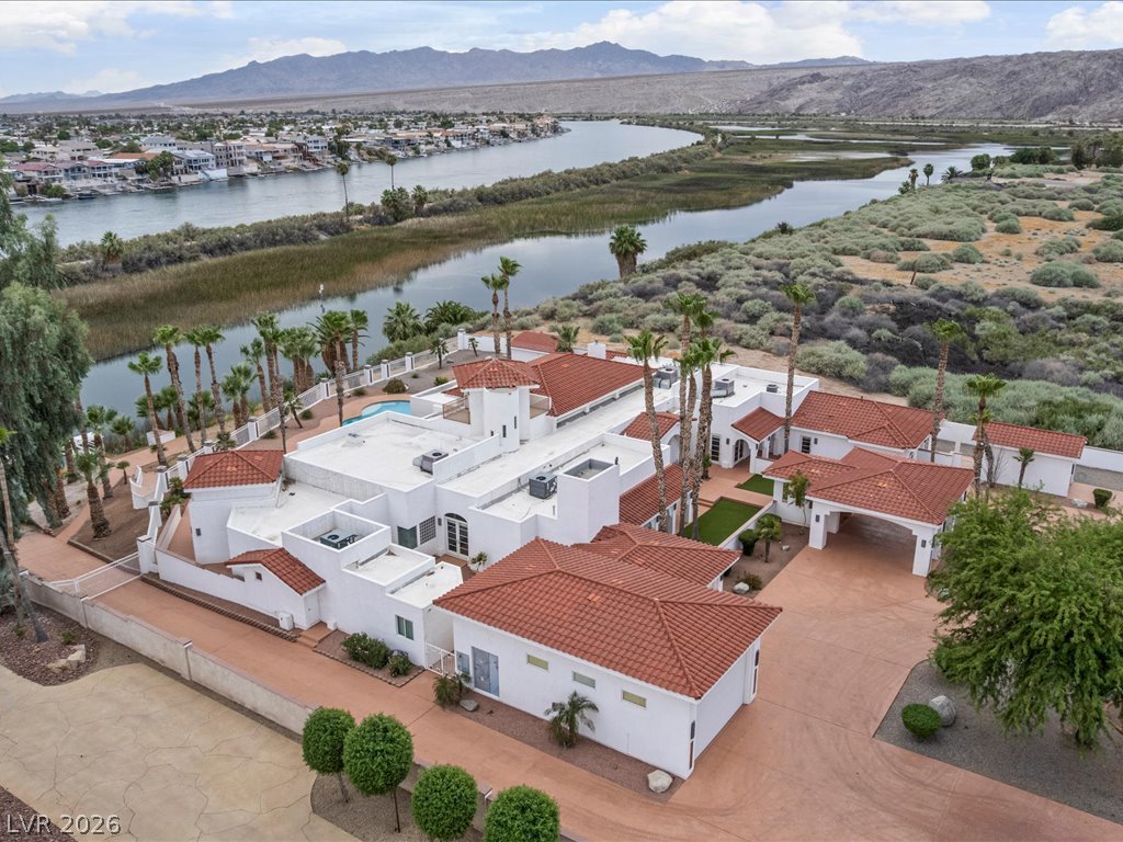 1705 West Casino Drive