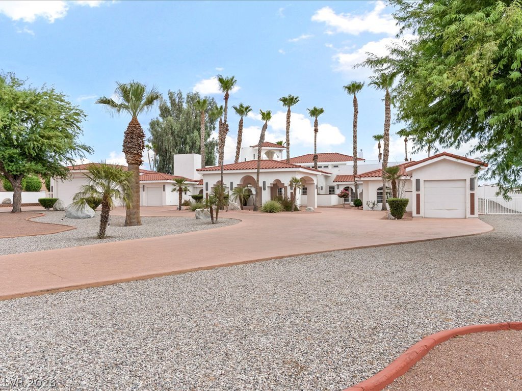 1705 West Casino Drive