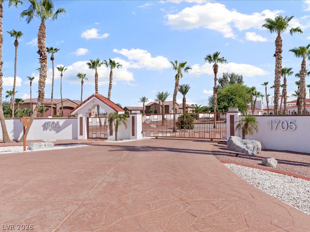 1705 West Casino Drive