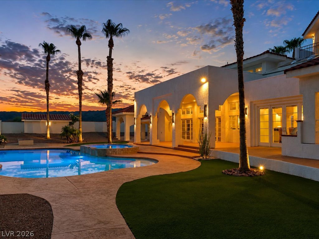 1705 West Casino Drive