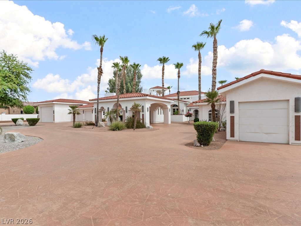 1705 West Casino Drive