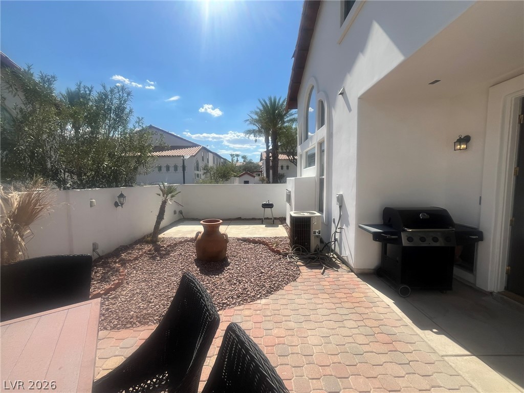 8763 Villa Faith Avenue