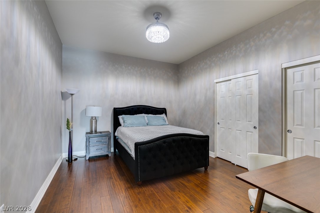 150 Las Vegas Boulevard 807