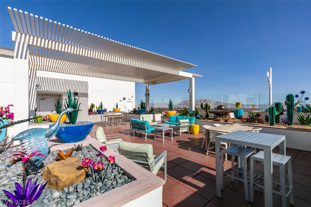 150 Las Vegas Boulevard 807