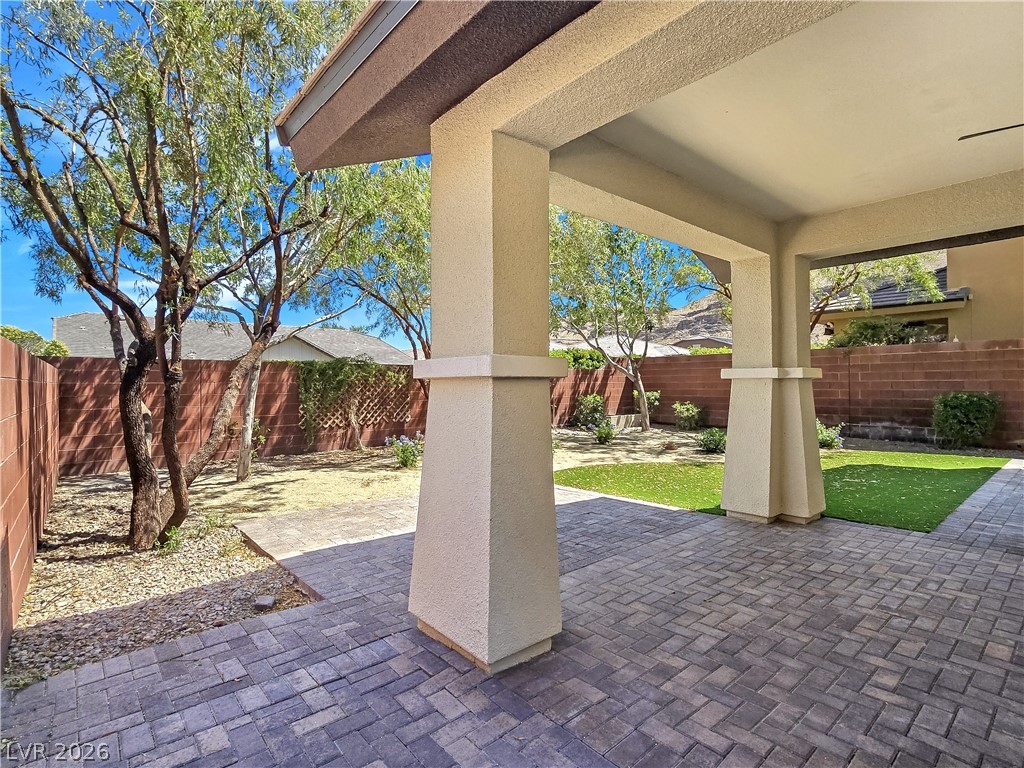 10667 HARVEST GREEN Way