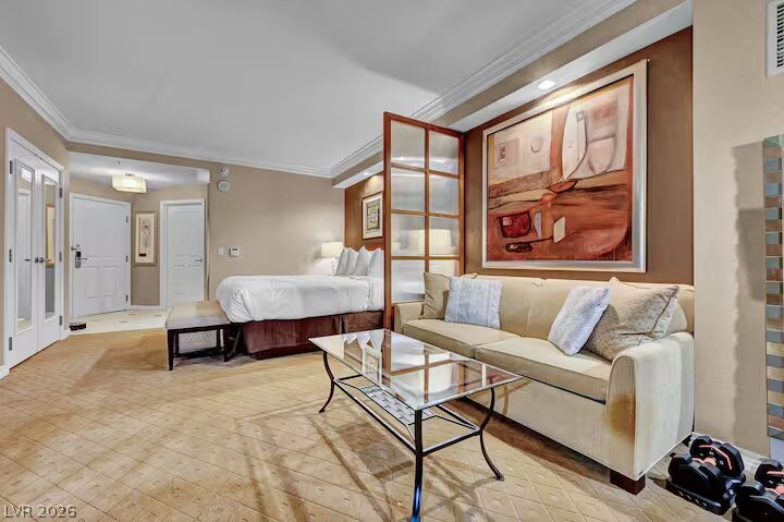 125 East Harmon Avenue 2215
