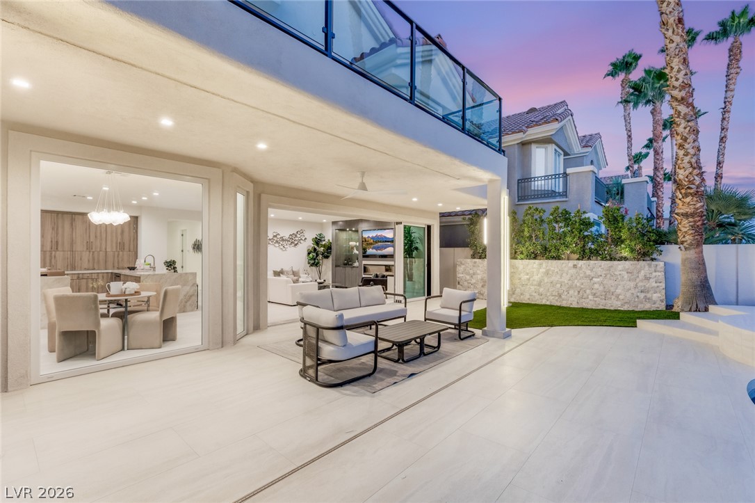 1833 Corta Bella Drive