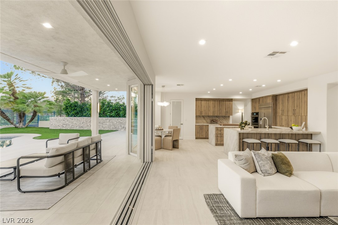 1833 Corta Bella Drive