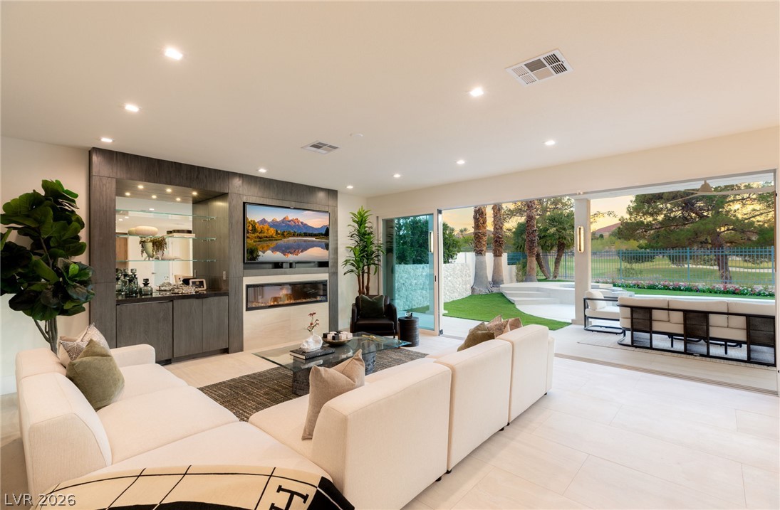 1833 Corta Bella Drive